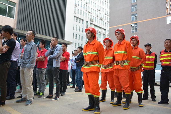 大族元亨光電2018年消防實(shí)戰(zhàn)演習(xí)